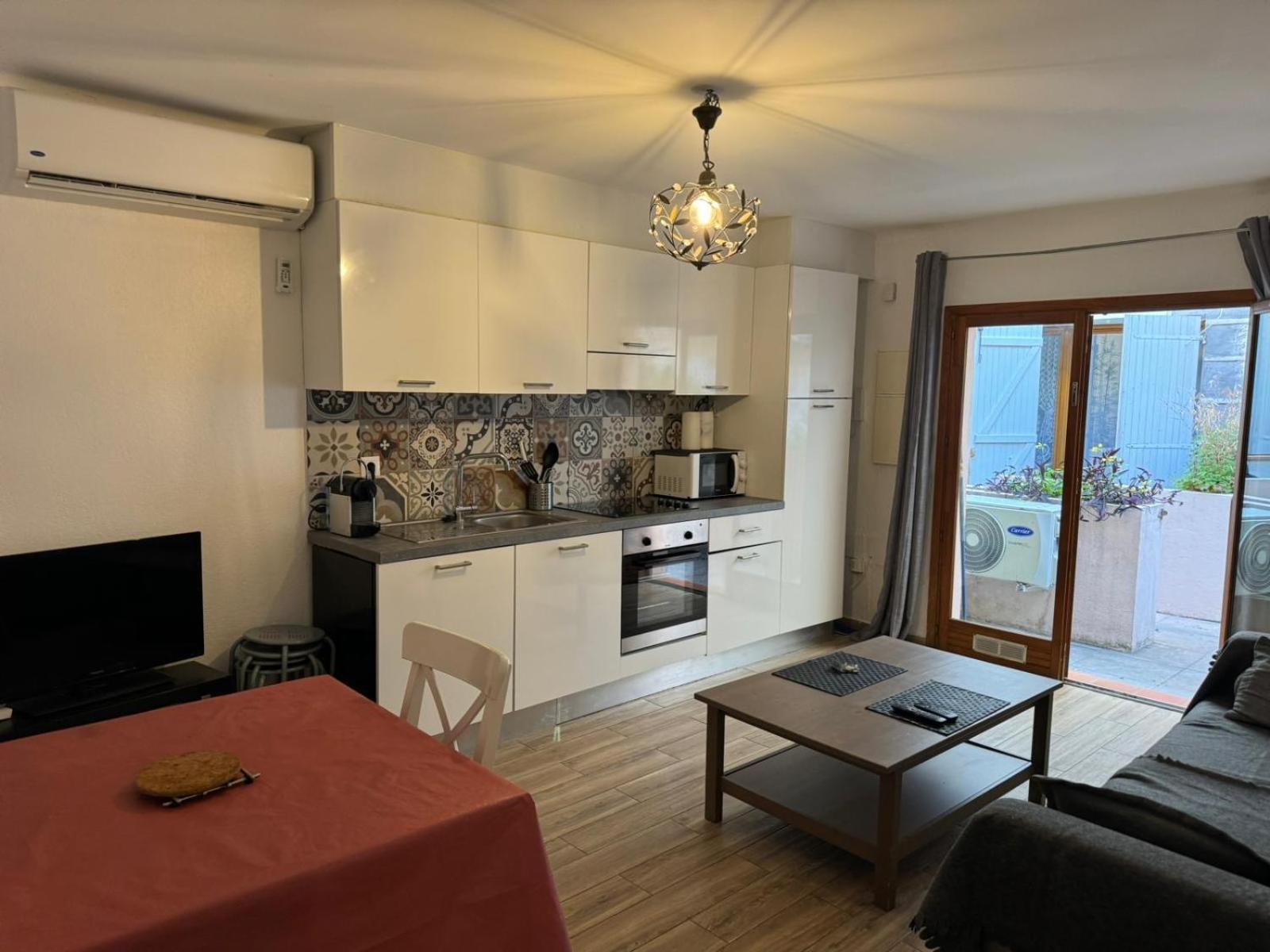Cosy Poullan, 2-Bedroom Apartment, 200 M From The Beach Nice Exterior foto
